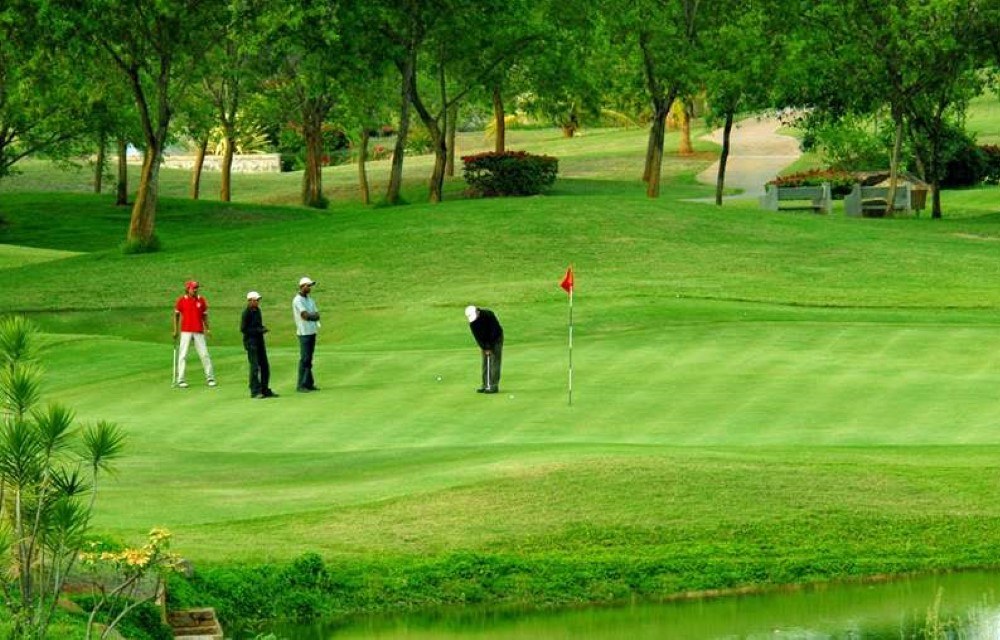 Hotel Shady Oaks at World Class Golf Course