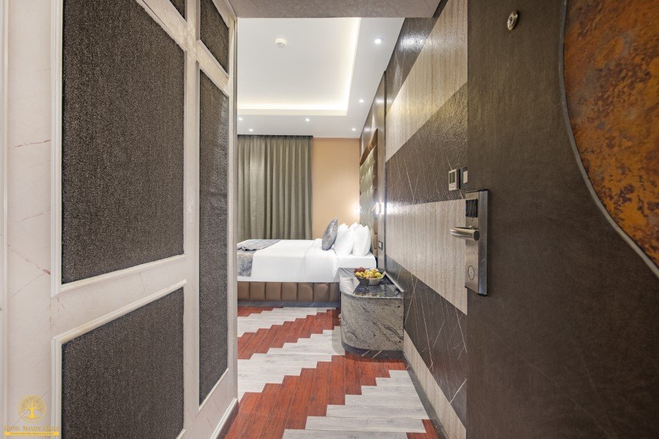 Hotel Shady Oaks Smart Room Booking Decisions for a Stay in Srinagar Pictures